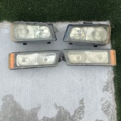 2004 Chevy Silverado OEM Headlights