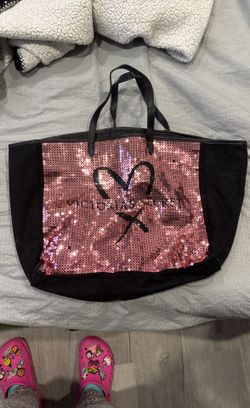 Victoria’s Secret tote bag