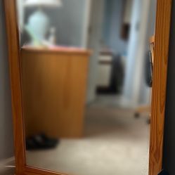Dresser With Mirror