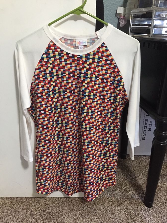 Lularoe shirt