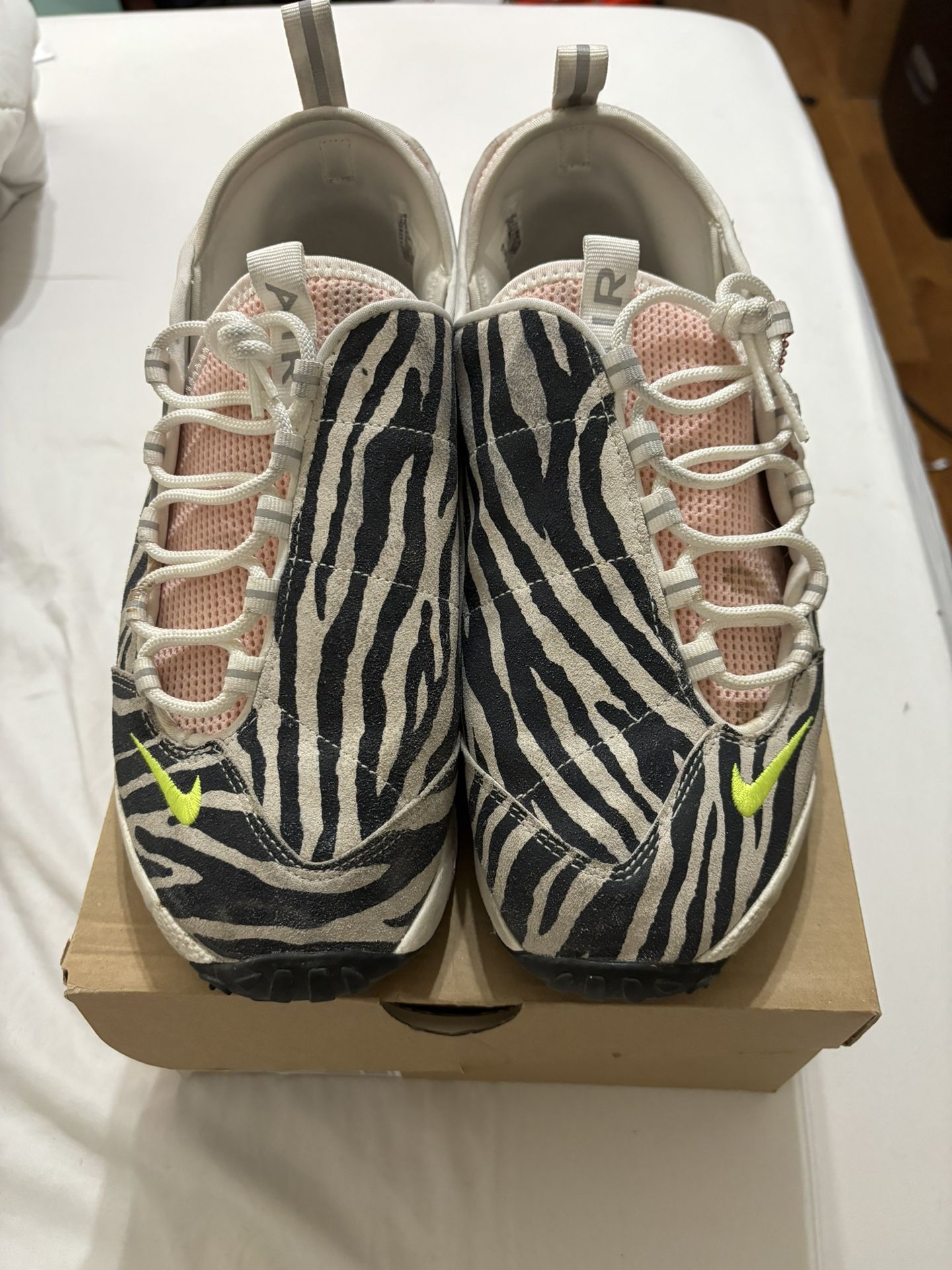 NIKE AIR FOOTSCAPE X OLIVIA KIM (MEN’S SIZE 10.5)