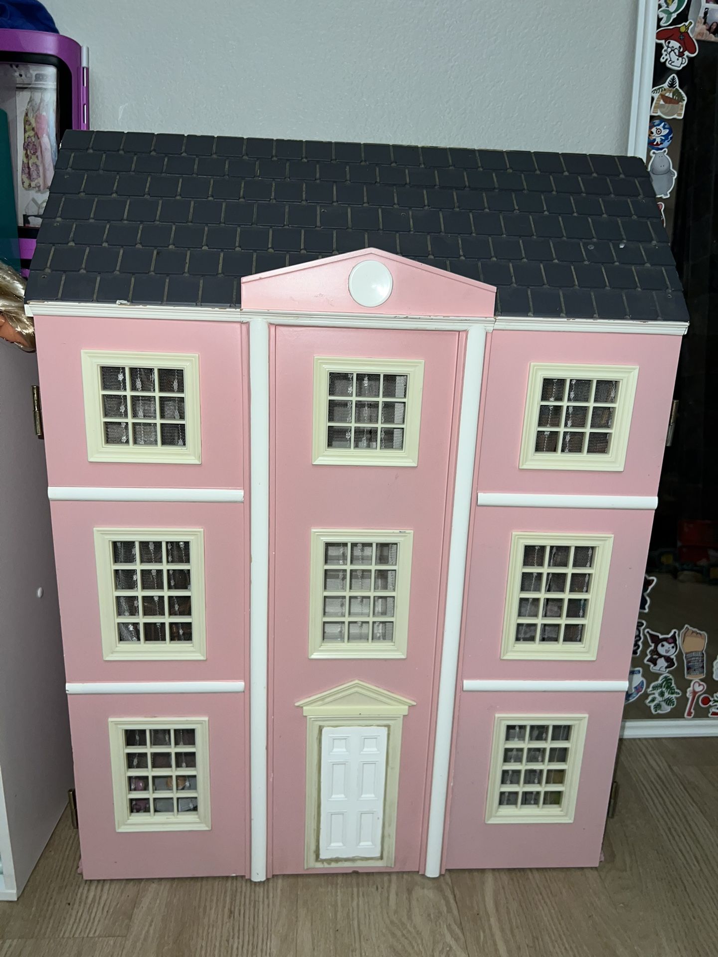  Pottery Barn  Doll House 