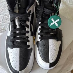 Jordan 1 Mid Splits 