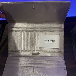 Nine Wet Wallet 