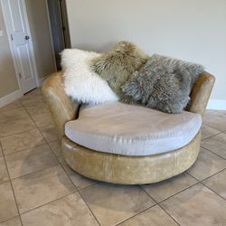 Round Swivel Sofa