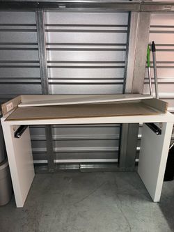IKEA MALM Dressing Table, White