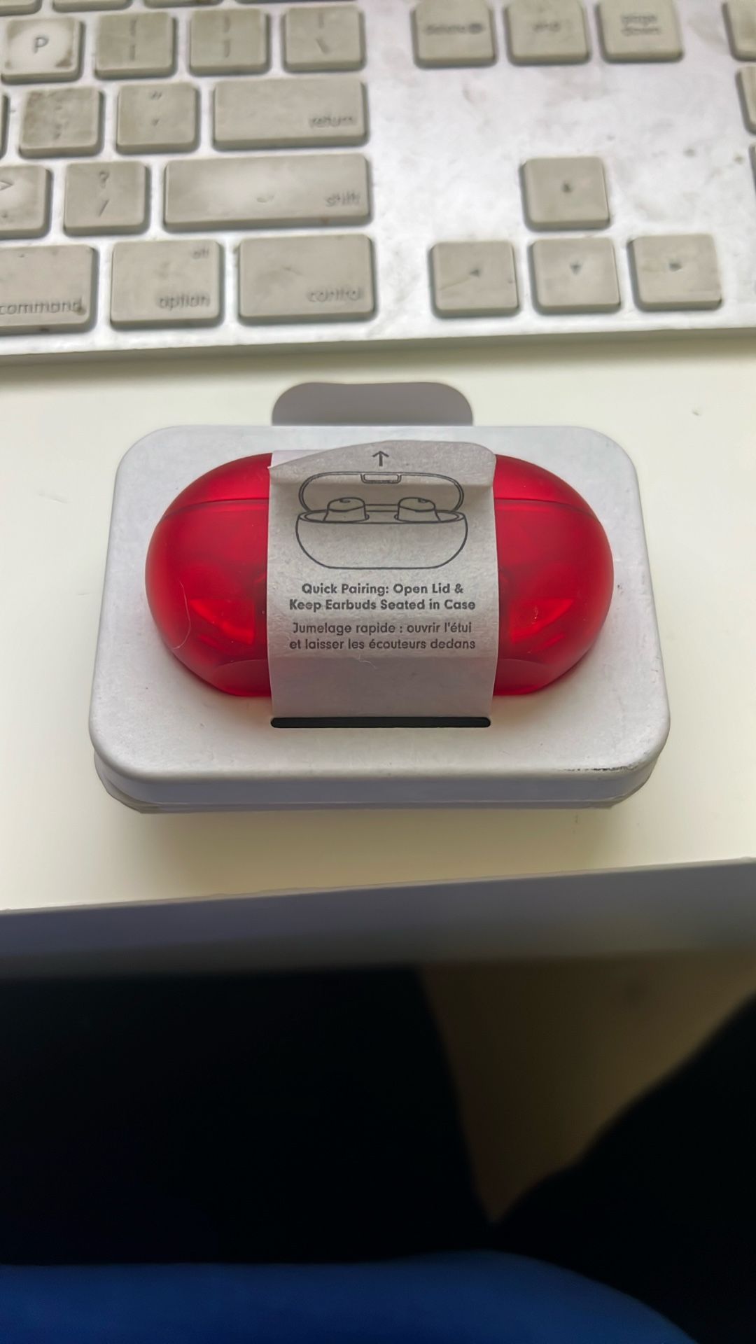 Beats by Dr. Dre Beats Solo Buds Bluetooth In-Ear Earbuds, Transparent Red