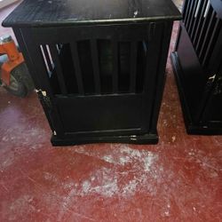 2 Indoor Kennel (see photo photo) 27.5"L x 20.0"W x 24.0"H