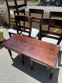 Leaf table & chairs