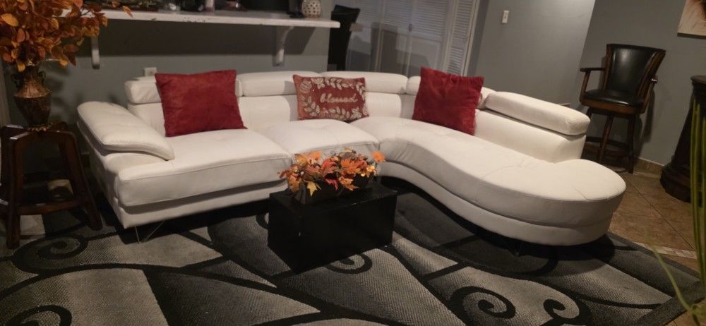 Beautiful White Leather Sectional Great Conditions  Couple Of Small Scratches But Nothing Big 