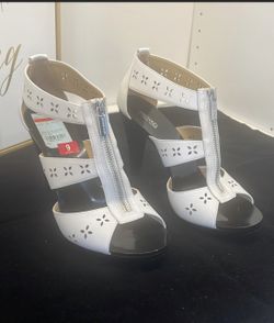 MICHAEL MICHAEL KORS HEELS 