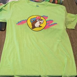 Bucees Small Gnarly T-shirt . Small Stain Look At Pics $4