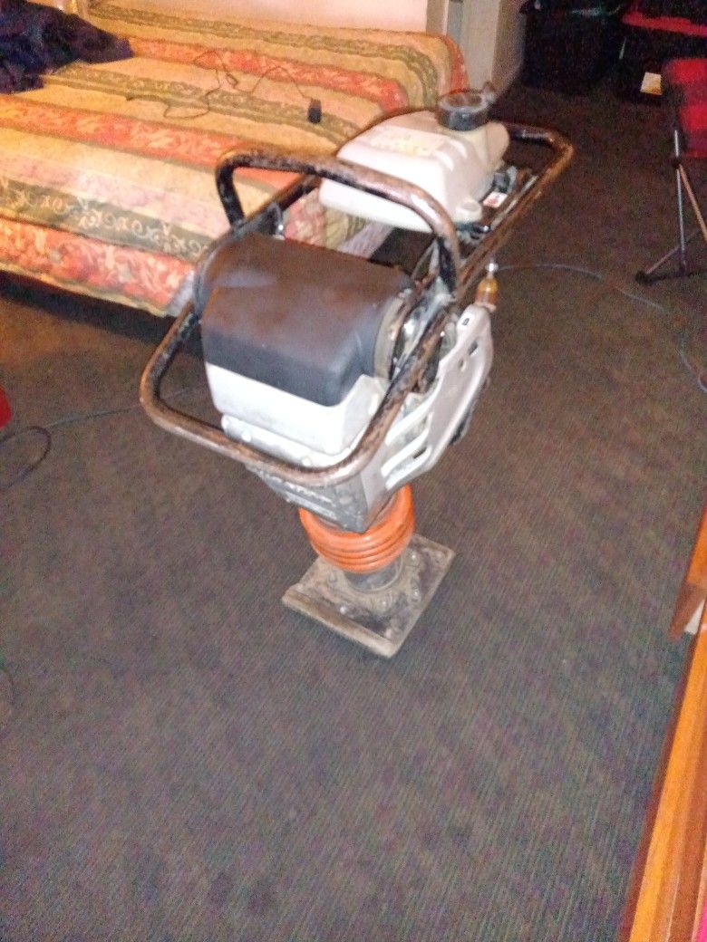 Jumping Jack Comactor Only 170 Hr