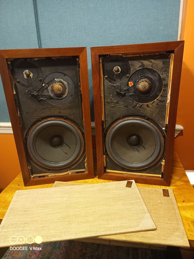 Acoustic Research AR 3A Speakers Rare Vintage Audiophile