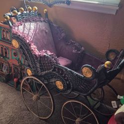 Gothic Victorian Pram (Doll Stroller)