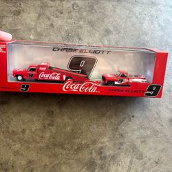 M2 Haulers Chase Elliot 1973 Chevy Cheyenne Super 10 & Chevy Wedge Truck