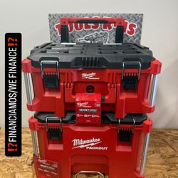 Milwaukee PACKOUT 22 in. Rolling Modular Tool Box Low Profile Handle/Large Storage Box **(FINANCIAMOS/WE FINANCE)**