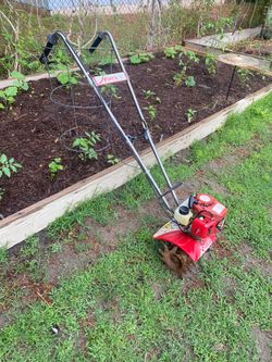 Mantis garden  tiller