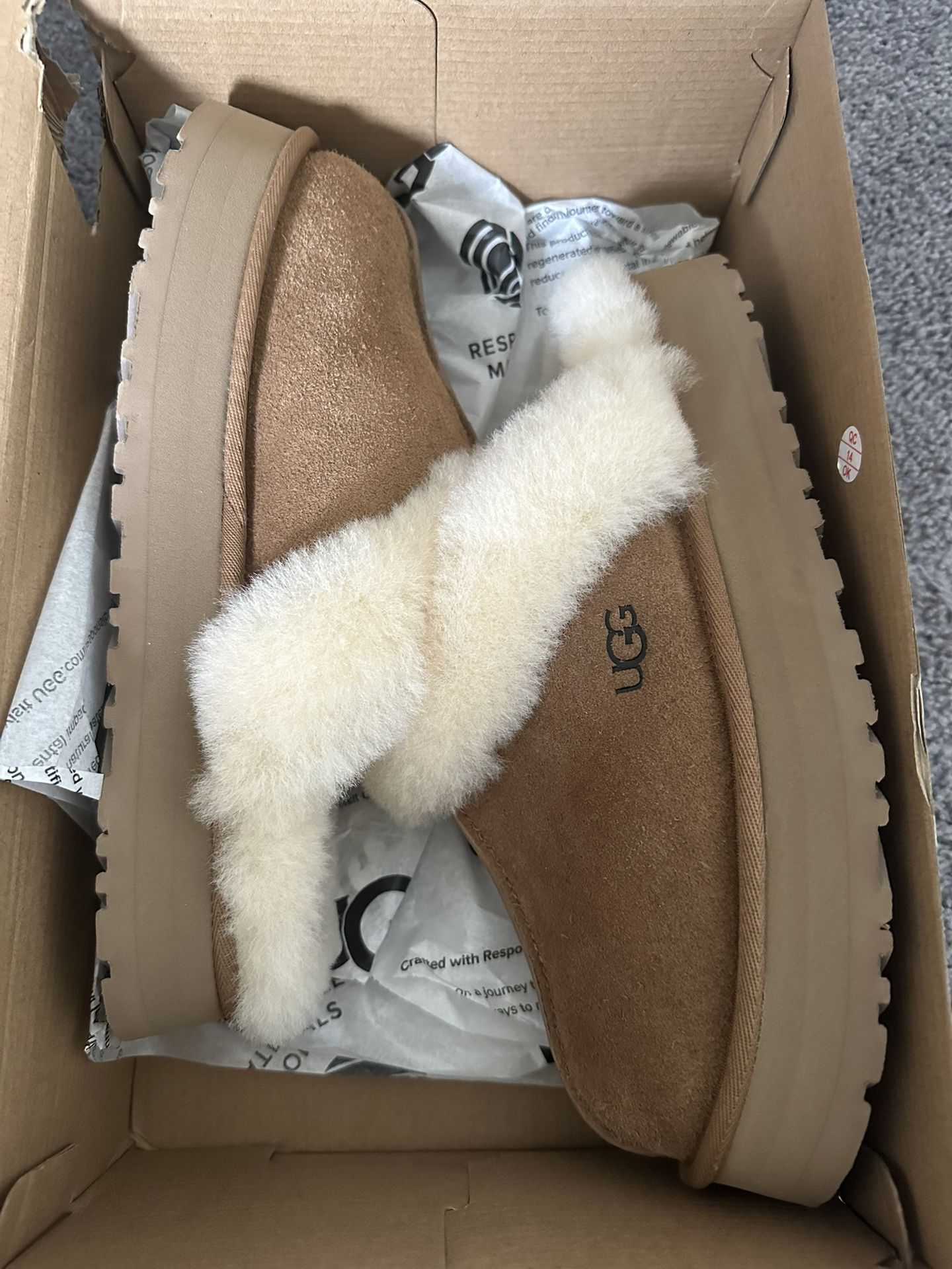 Platform UGG Slippers W10