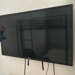 Free Tv And Tv Mount .