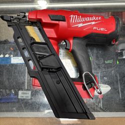 Milwaukee 2745-20 30 Degree Framing Nailer Battery Operated 18v Tool Only
