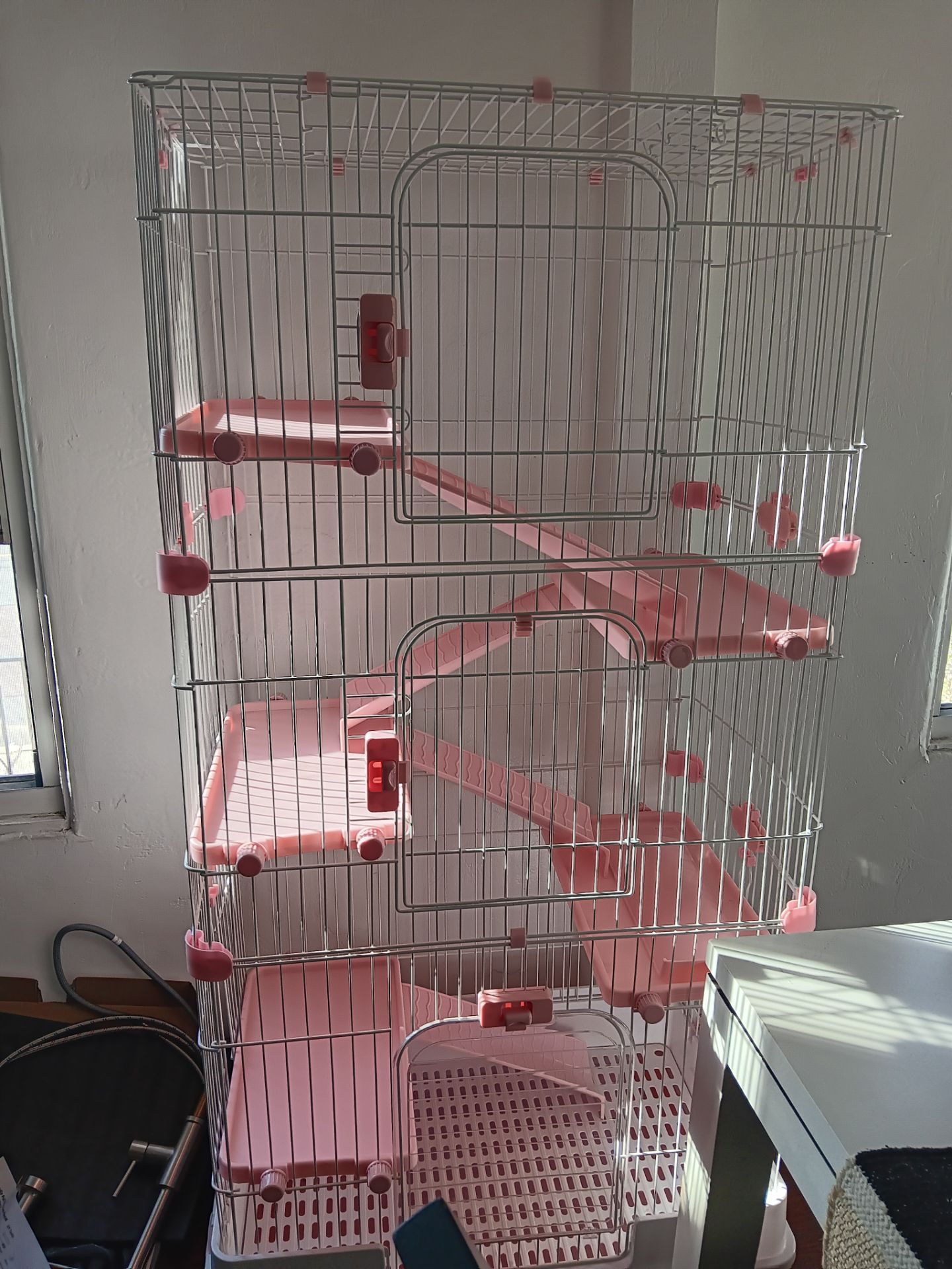 Pet condo-light pink-63in tall by 30in wide for Sale in San Diego, CA ...