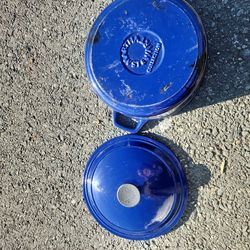 Enamel 10" Dutch oven