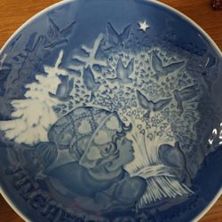 Vintage Plates
