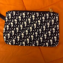 Clutch purse