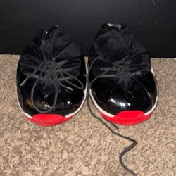 Jordan 11 Bred Plush Slippers/ Size 11-13.5 mens 