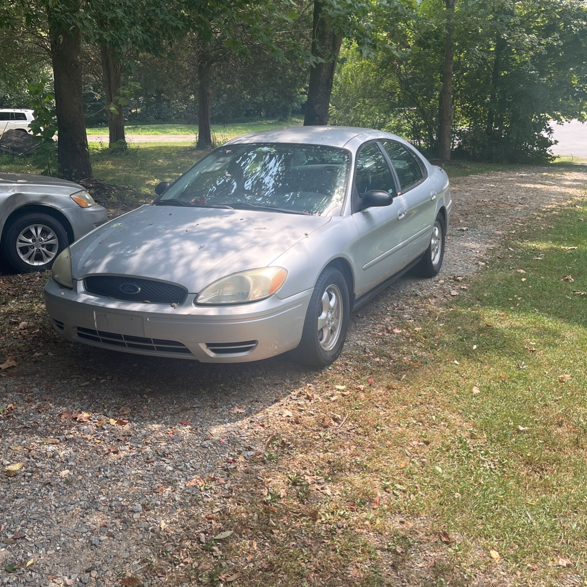 2006 Ford Taurus