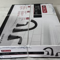 Delta 35864LF-BL Geist Bathroom Faucet New In box
