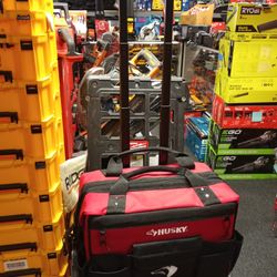 HUSKY ROLLING TOOL BOX 