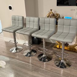 Bars Stools 4 set for sale