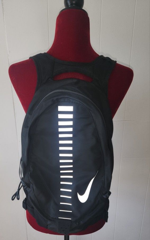 Nike Run Commuter Backpack 15L
