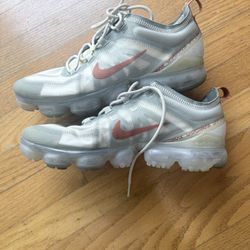 Nike Air VaporMax 2019 Men’s Size 9.5 Gray / Rose