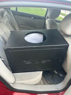 Box for 12”. Skar AR1X12V (ultra spl version) $160 OBO