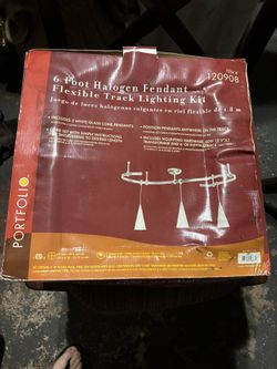 6 Foot Halogen Pendant Flexible Track Lightning Kit