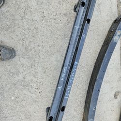 Chevy Colorado Gmc Canyon Front Rebar Oem