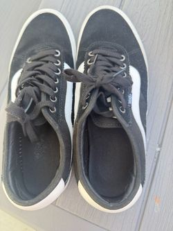 Mens used vans size 11.  Great condition still