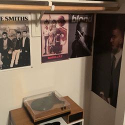 Record player with speakers 