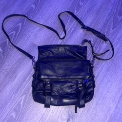 black purse 