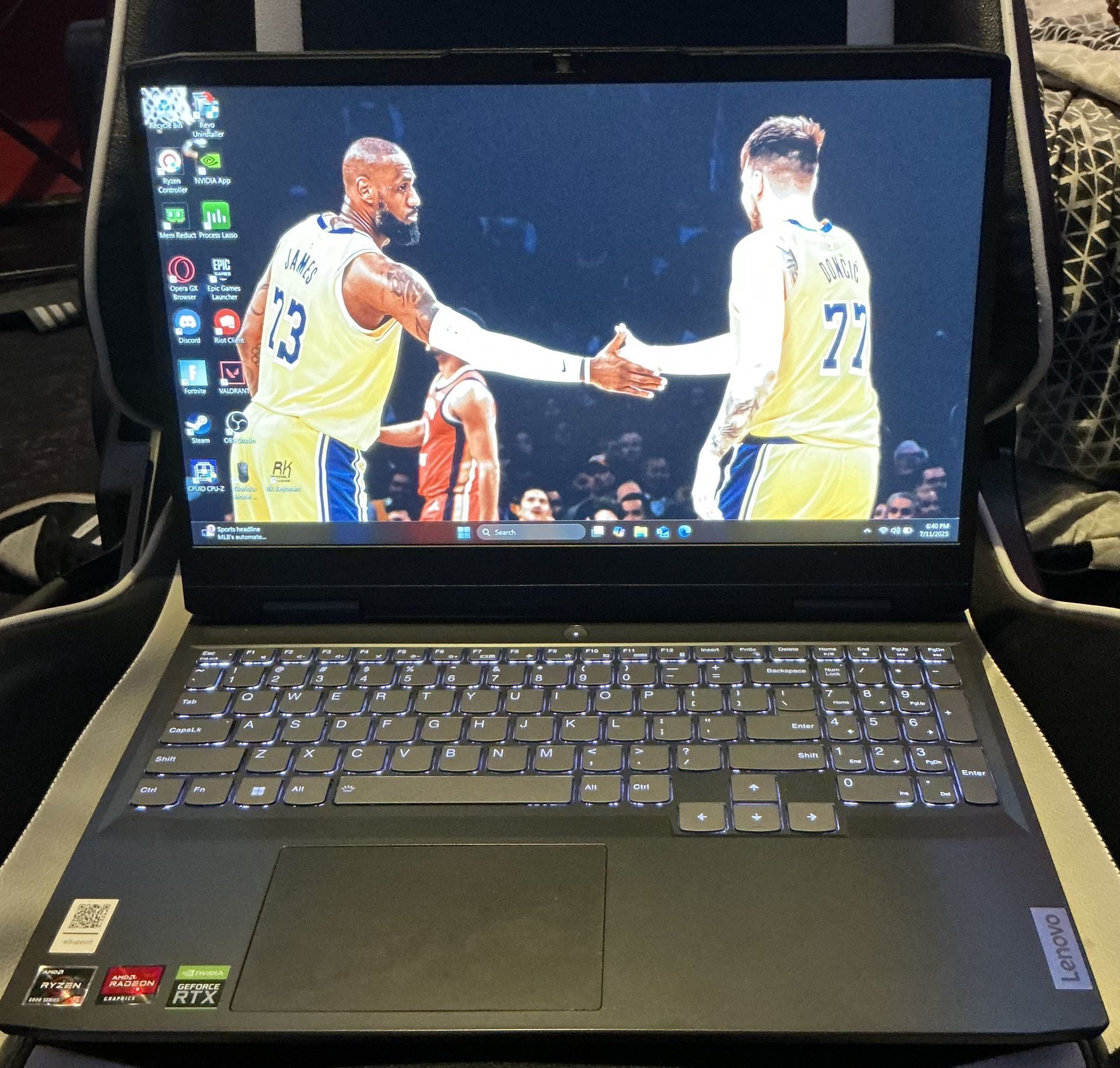 Lenovo Gaming Laptop – Ryzen 5 6600H | RTX 3050 | 32GB RAM | 256GB SSD + 1TB External