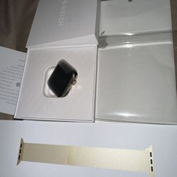 45mm Apple Watch Series 8 Gold Stainless Steel With Gold Milanese Loop Cellular + Gps AppleCare+ For Sale Or Trade For 14 Pro Max Unlocked 
