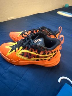 Kid shies