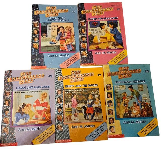 Scholastic Baby-Sitters Club Colorful Book Collection (#2, 7, 10, 11, 22).