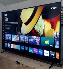🛑SMART  CAST  TV  VIZIO  XLED  70"  4K  VIVID   HDR10   DOLBY   VISION  FULL  UHD  2160p🛑 (NEGOTIABLE) 🟩 FREE  DELIVEY🟩