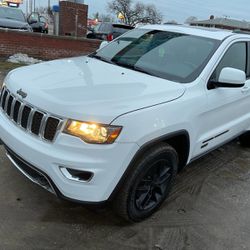 2017 Jeep Grand Cherokee