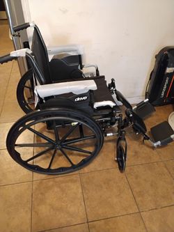 Wheelchair 18"wide Light Weight Silla De Ruedas Liviana