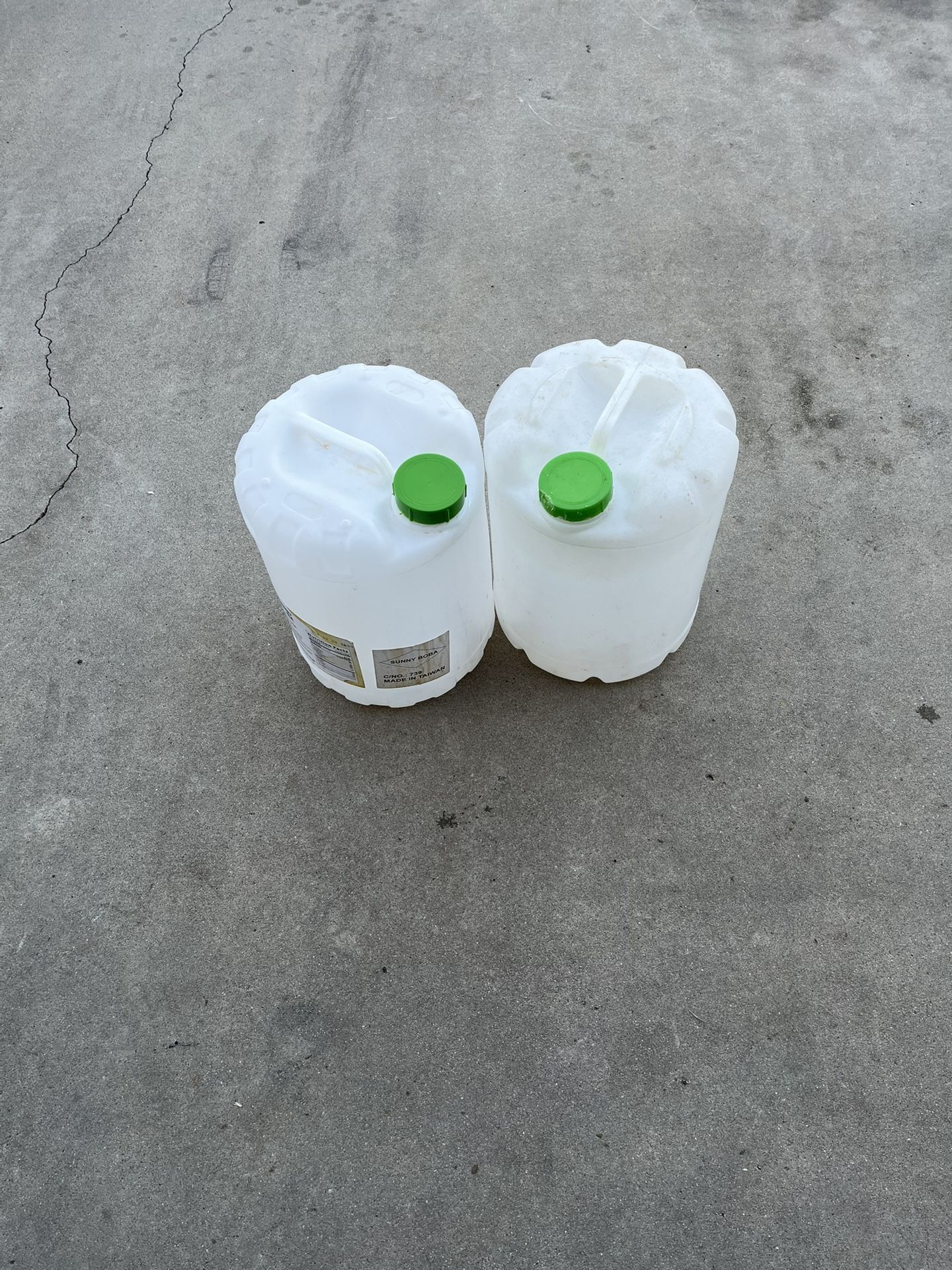 5 gallons Plastic Drums two for $18 Food Grades